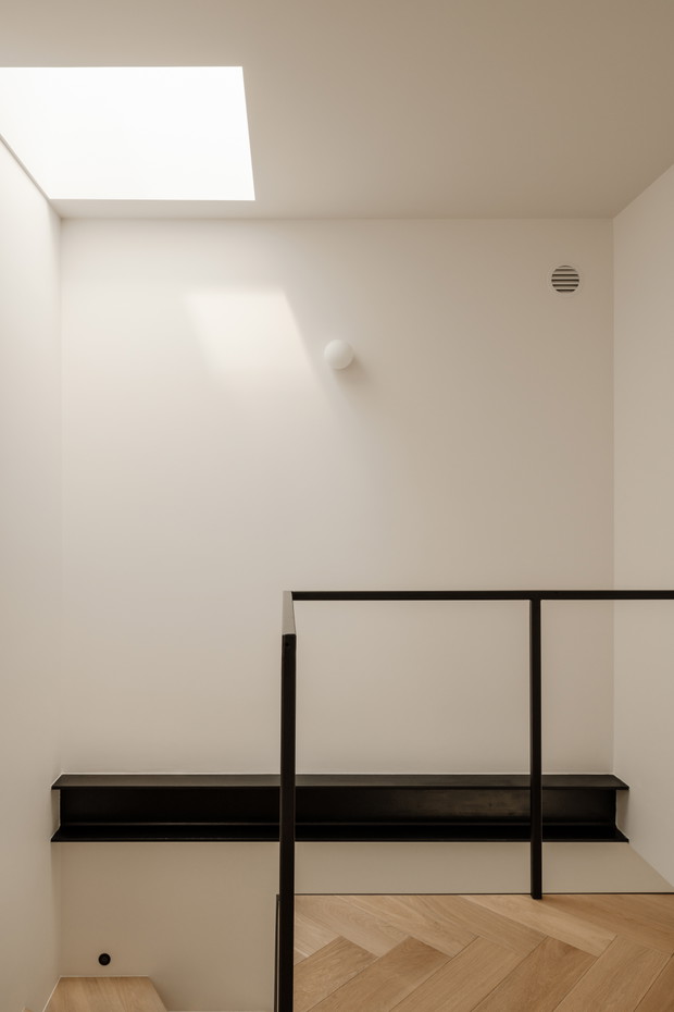 Projekt: MFRMGR Architekci, fot: Oni Studio