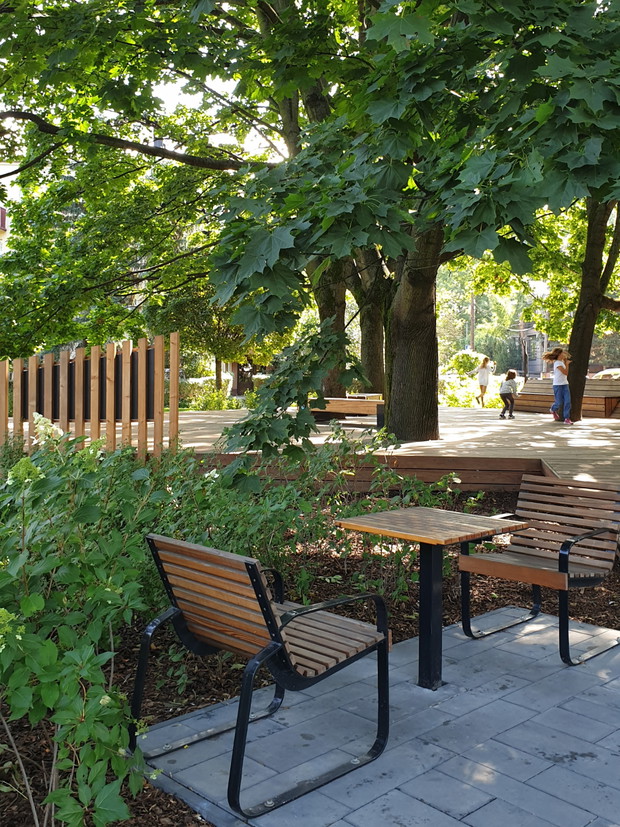 Park kieszonkowy imienia Papcia Chmiela w Krakowie