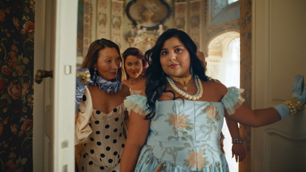dove x bridgerton