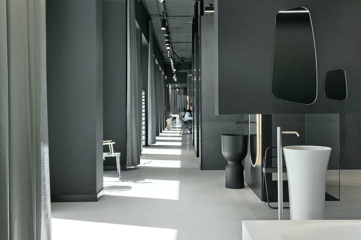 Showroom BOZZA ze strefą marki ZAJC , projekt: pracownia PULVA