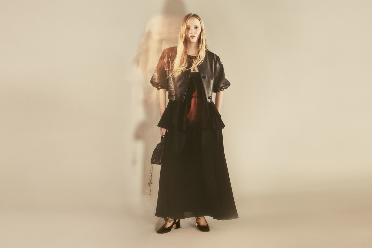 BREUNINGER.COM_Kampania SS26_CHLOE
