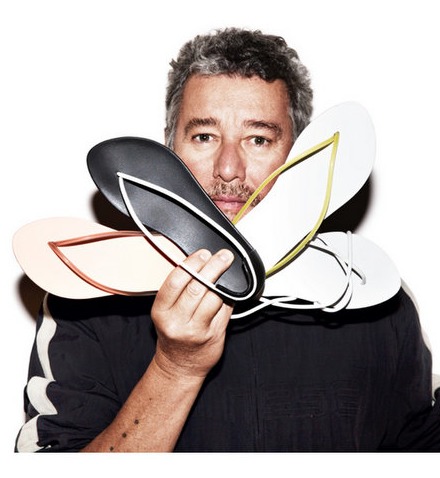 Philippe Starck projektuje kultowe klapki Ipanema