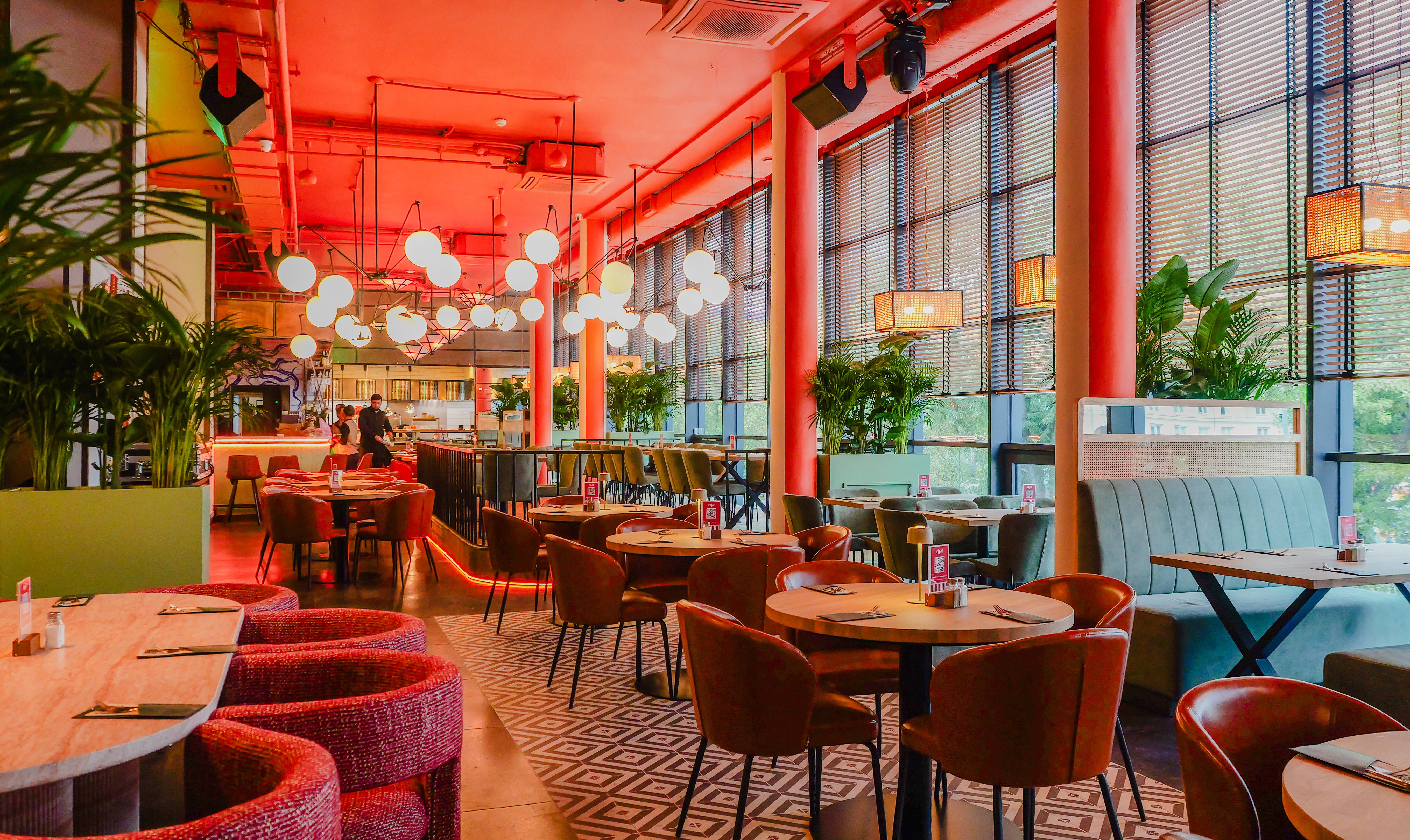 Restauracja DZIEŃ I NOC HALA MIROWSKA1