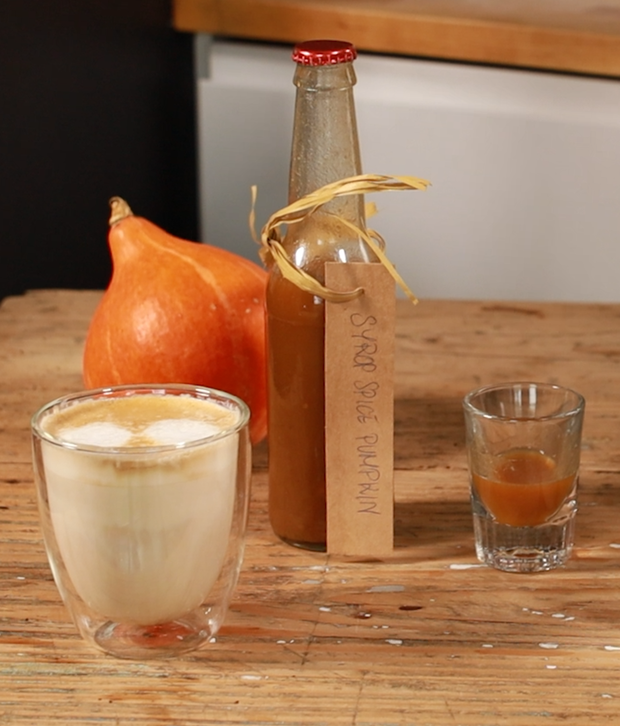 Pumpkin Spice Latte na odczarowanie jesieni - to przepis, który zawsze wychodzi tak, jak w ulubionej kawiarni