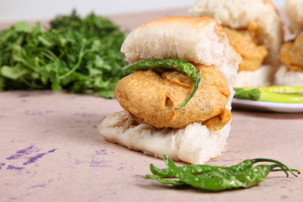 Najsmaczniejsze dania świata: vada pav z Indii