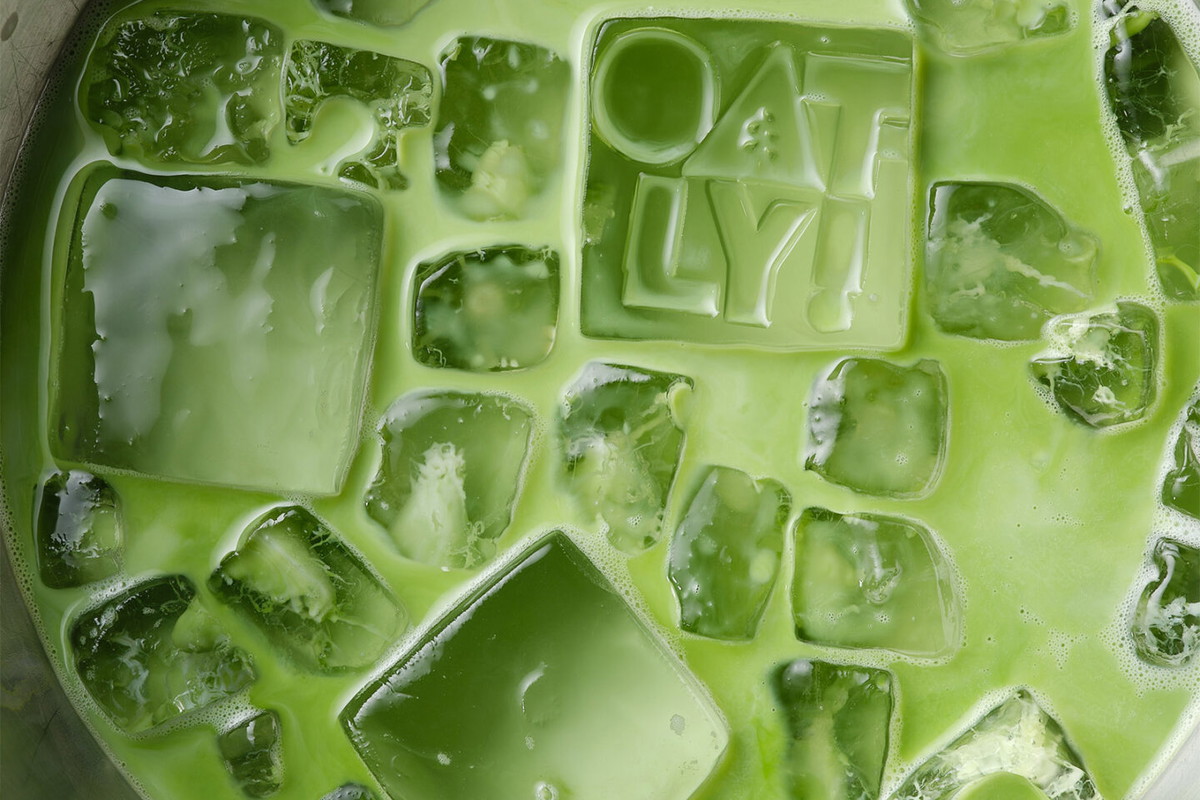 Oatly matcha