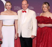 wnuczka grace kelly