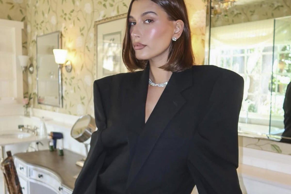 Hailey Bieber
