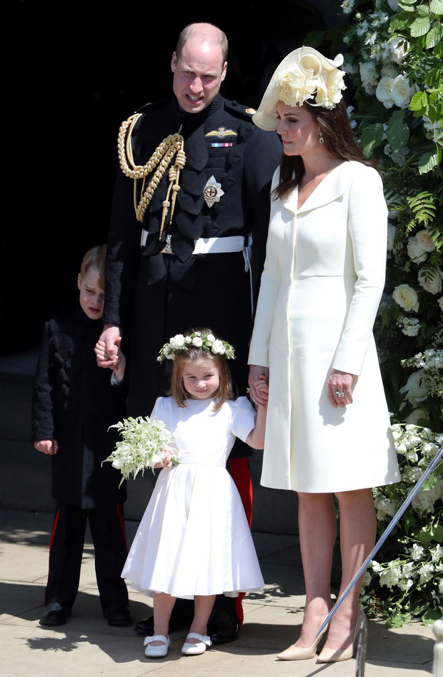 Księżna Kate w kreacji Alexander McQueen na ślubie Meghan Markle i księcia Harry'ego, 19