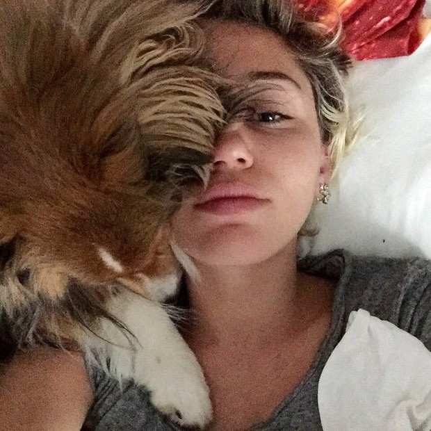 Gwiazdy bez makijażu na Instagramie, Miley Cyrus