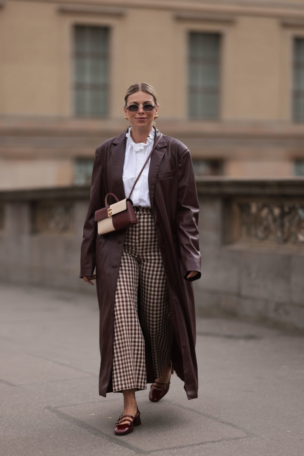 Baleriny marron – modne buty na wiosnę 2026