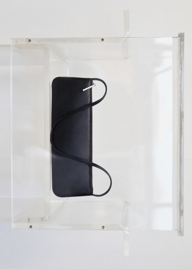 90s mini bag z Mango – modna torebka na lato 2026