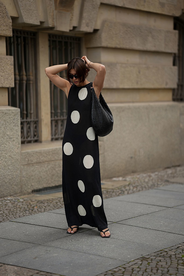 Polka dot dress z H&amp;M Studio – modna sukienka na wiosnę 2026