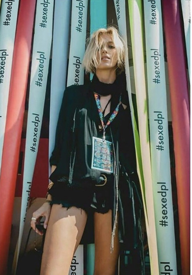 Anja Rubik - Sexed