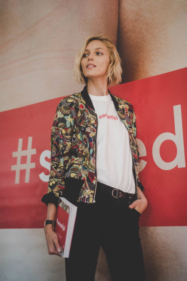 Anja Rubik - Sexed