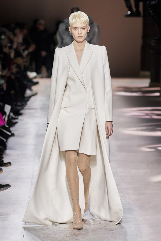 Suknie ślubne 2020: haute couture