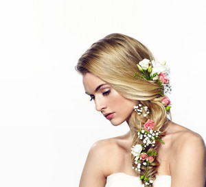 Fryzury ślubne, trendy L`Oréal Professionnel
Fryzjer: Fryzjer: Leszek Czajka, Ambasador L`Oréal Professionnel, Atelier Fryzjerskie Leszek Czajka,
fot. L`Oréal Professionnel