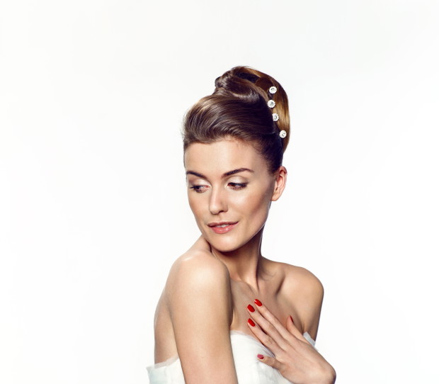 Fryzury ślubne, trendy L`Oréal Professionnel Fryzjer: Jacek Bakaj, fryzjer ekspert L`Oréal Professionnel, Jacques Alexandre Academie, Kraków,  fot. L`Oréal Professionnel