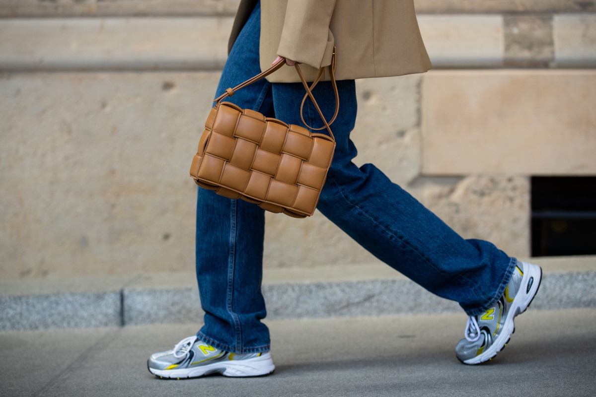 buty sportowe na jesień: street fashion