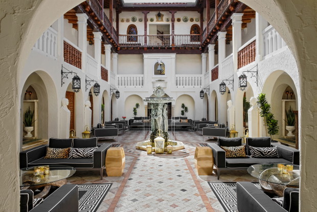Villa Casa Casuarina, dziedziniec