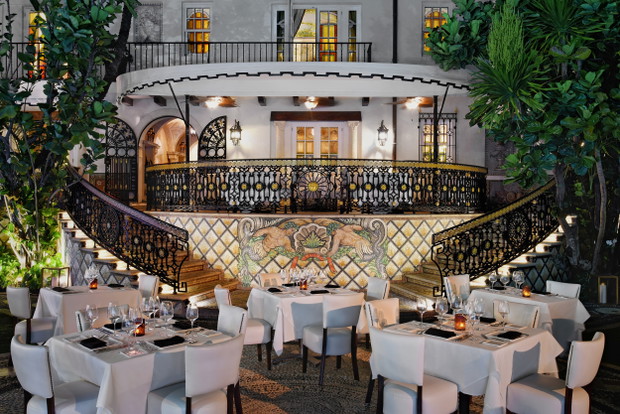 Villa Casa Casuarina,restauracja