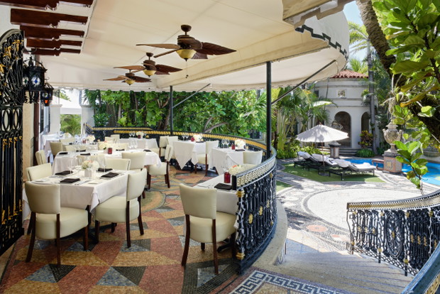 Villa Casa Casuarina, restauracja