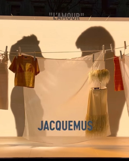 Obsesje Jacquemusa w Galerii Lafayette