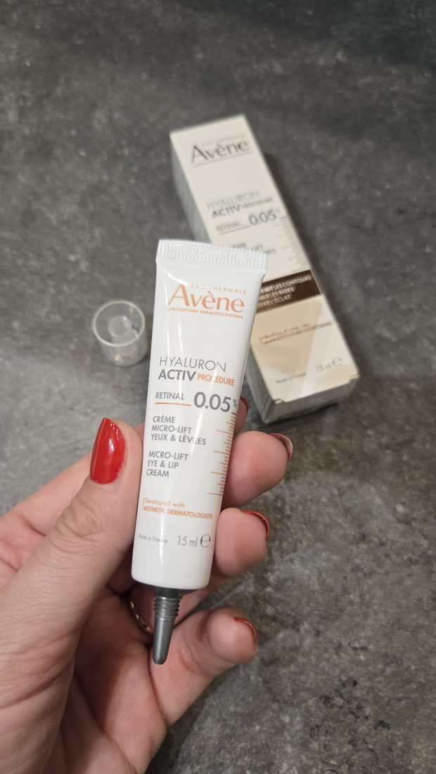Avene HYALURON ACTIV PROCEDURE