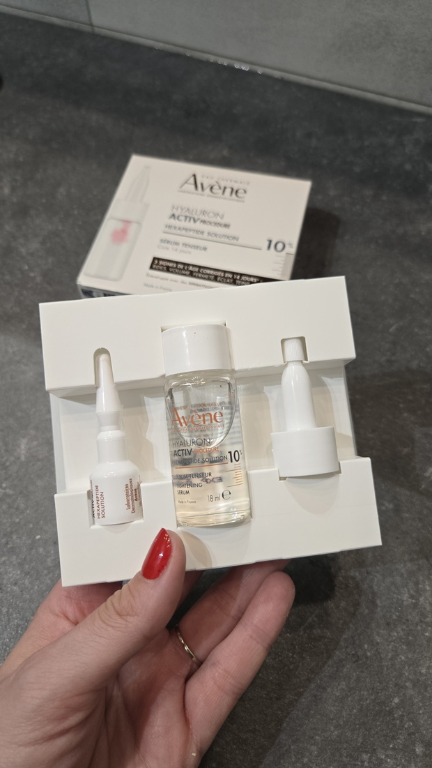Avene HYALURON ACTIV PROCEDURE