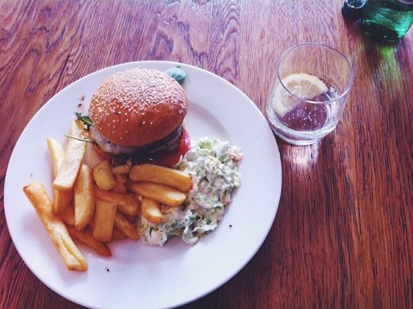 restauracje-lodz-drukarnia-sklad-wina-amp-chleba-fot-instagram-com-ombreby-f5364a5