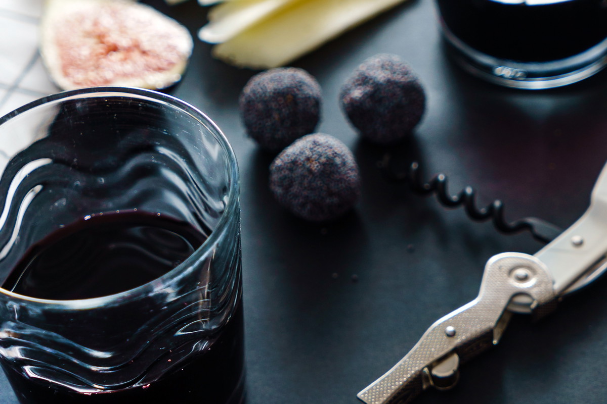 Powstało wino o smaku czekolady i fig. Idealny prezent na Święta? fot. Fotolia