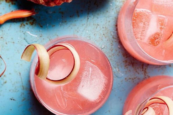 Różowe drinki: frosé
