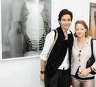 Alexandra Hedison znana jest nie tylko jako żona Jodie Foster. To ceniona fotografka i reżyserka