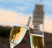 Czy picie prosecco szkodzi? Lekarze odkryli skutki uboczne