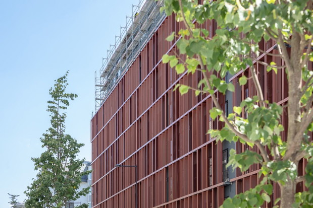 Apartamenty przy Warzelni, ruchoma elewacja, projekt: JEMS Architekci