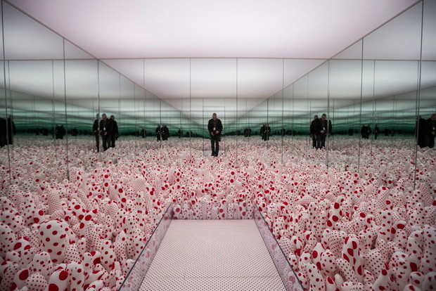 Yaoi Kusama , Infinity Mirrors
