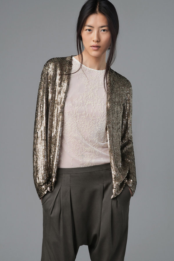 Nowa kolekcja Zara: sierpniowy lookbook