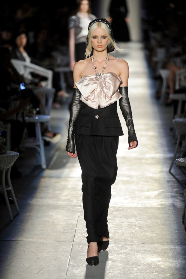 Pokaz: Chanel Haute Couture jesień-zima 2012/2013