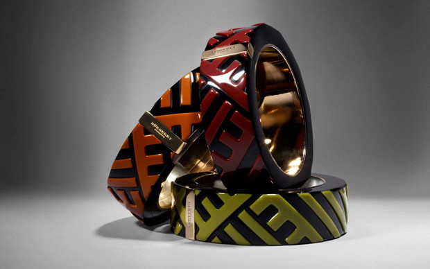 Kolekcja akcesoriów Burberry jesień-zima 2012/2013