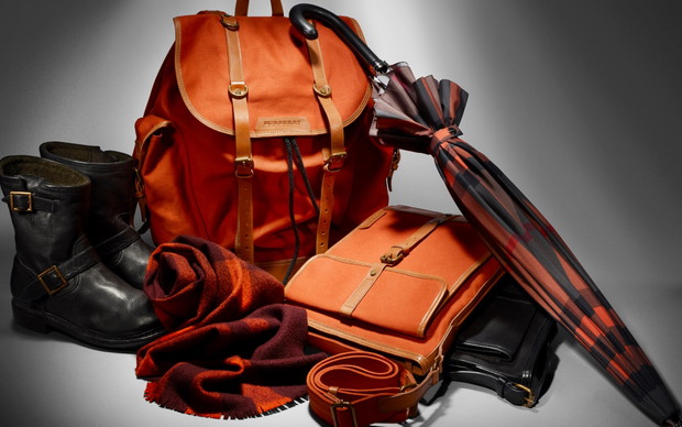 Kolekcja akcesoriów Burberry jesień-zima 2012/2013
