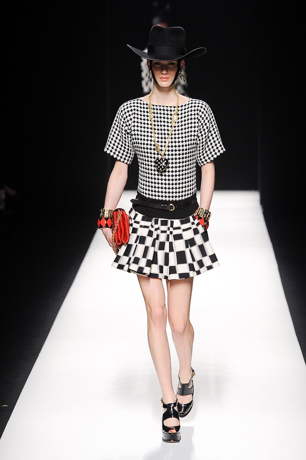 Moschino jesień-zima 2012/2013