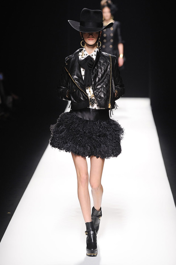 Moschino jesień-zima 2012/2013