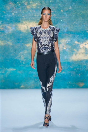 Monique Lhuillier wiosna-lato 2013