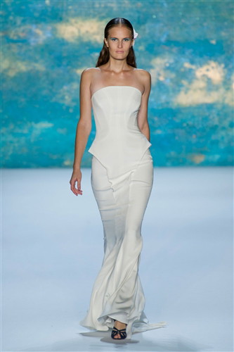 Monique Lhuillier wiosna-lato 2013