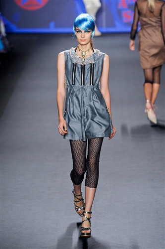 Anna Sui wiosna-lato 2013