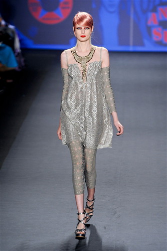 Anna Sui wiosna-lato 2013