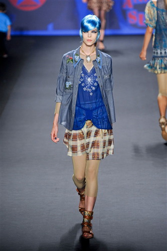 Anna Sui wiosna-lato 2013