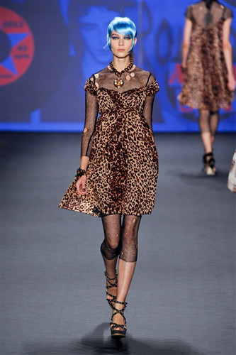 Anna Sui wiosna-lato 2013