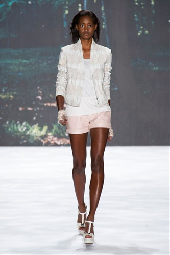 Badgley Mischka wiosna-lato 2013