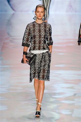 Etro wiosna-lato 2013
